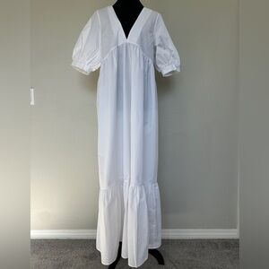 Elegant White Maxi Dress